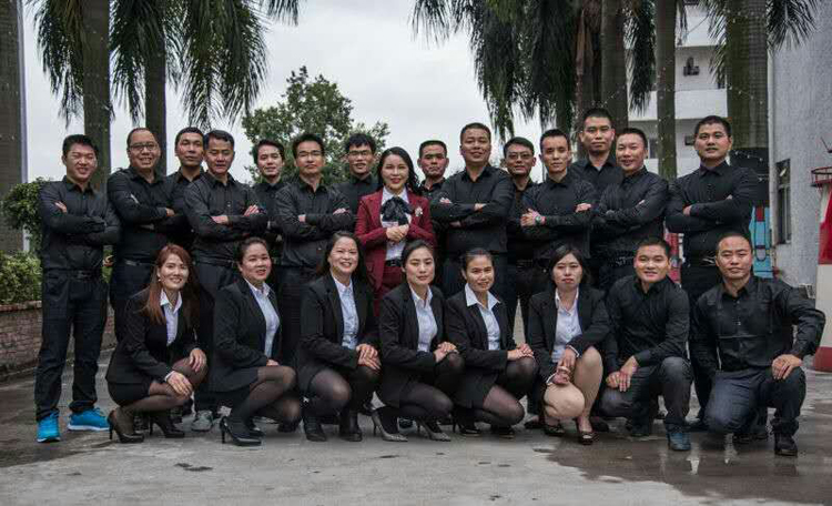 1633264223921823.jpg 公司合影.jpg